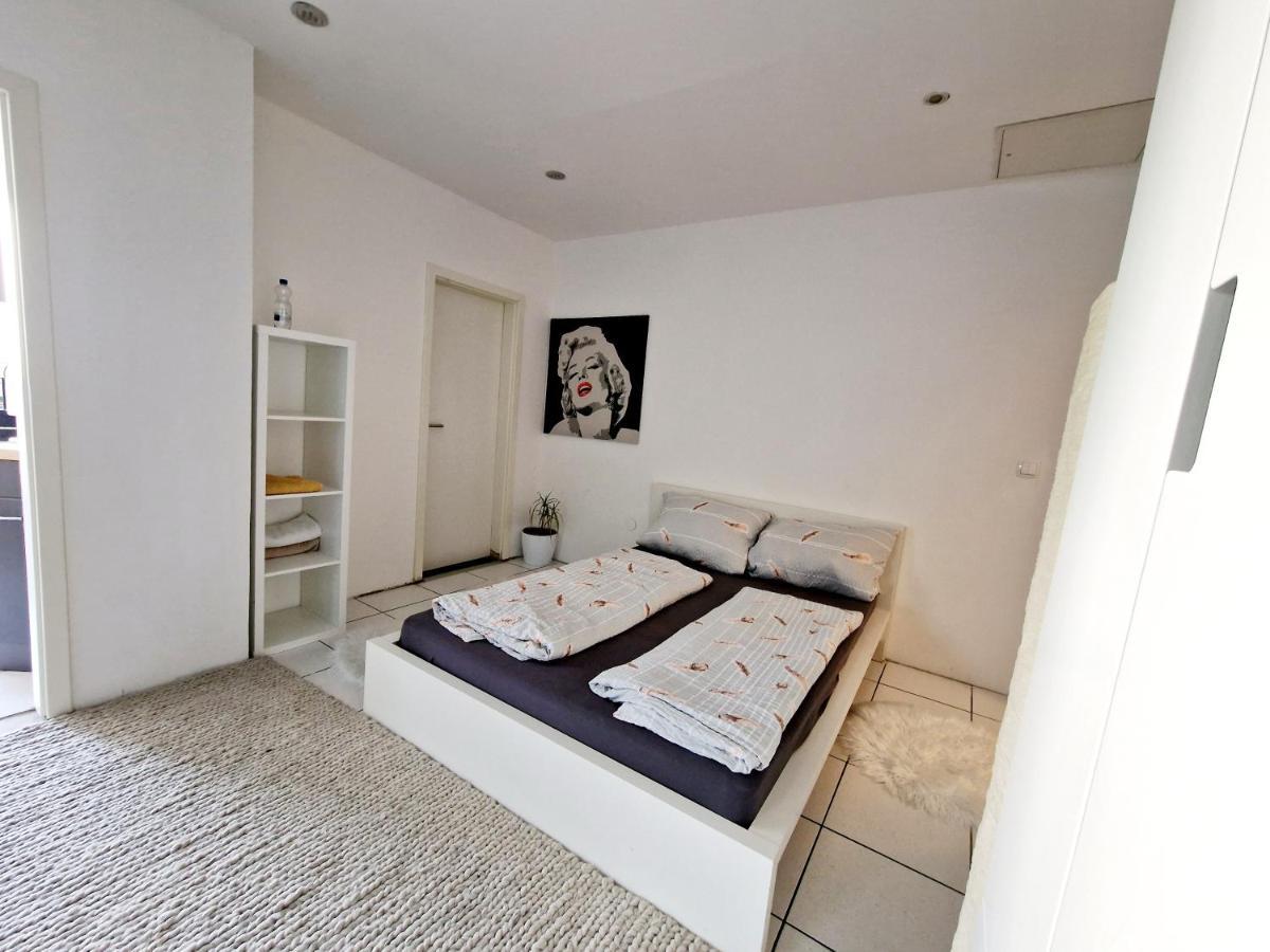 Gruppenfreundliches Apartment Herzogenaurach Extérieur photo